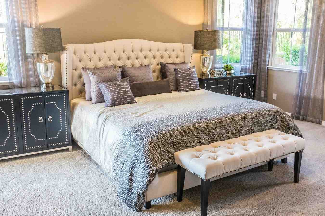 Serene Camelback Tufted King Bed with Studded Wingback