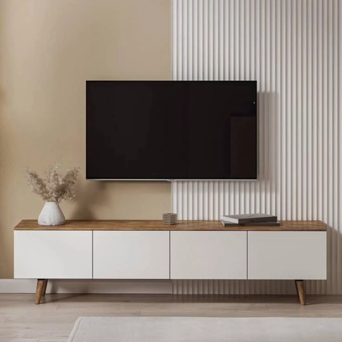 Aura  Media Console